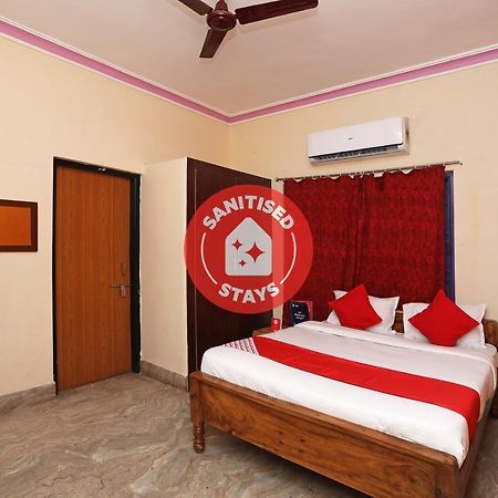 Oyo Kalinga Guest House Bhubaneswar Buitenkant foto